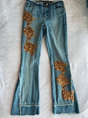 moda international flower sequin jeans